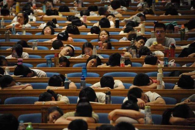 退学一年了还能继续上吗(退学了还能继续回去上学吗)(图3)